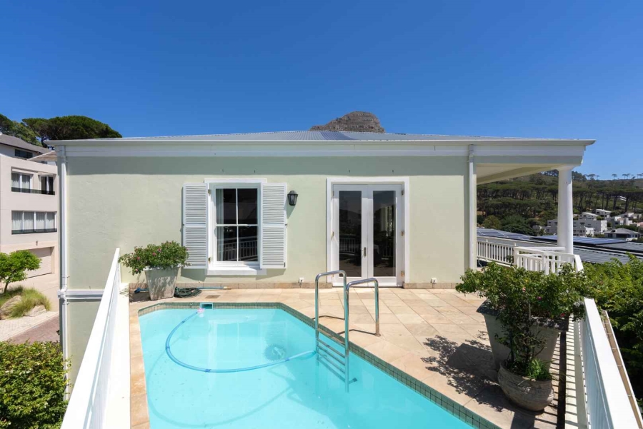 5 Bedroom Property for Sale in Higgovale Western Cape